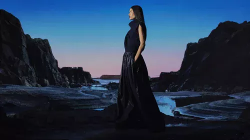 Estilista Kate Barton usa IA da IBM para apresentação inovadora na NYFW