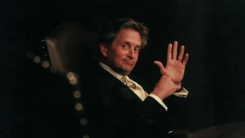 Michael Douglas anuncia aposentadoria aos 80 anos após último trabalho em série