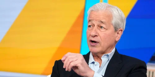 Jamie Dimon alerta sobre riscos de decisões importantes em sextas-feiras cansativas