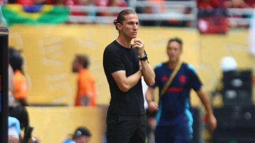 Comentário de Eric Faria sobre Filipe Luís gera revolta entre torcedores do Flamengo