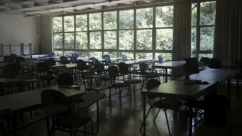 TJMG mantém demissão de professor acusado de assédio sexual a alunas em MG