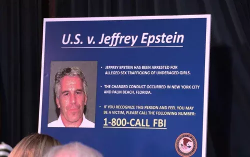 Informante diz ao FBI que Jeffrey Epstein tinha 'hacker pessoal' italiano
