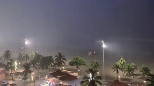 Tempestade atinge Baixada Santista e Defesa Civil emite alerta severo