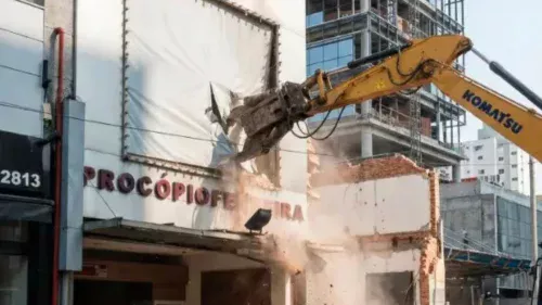 Notícia falsa sobre demolição do Teatro Procópio Ferreira é publicada por grandes veículos