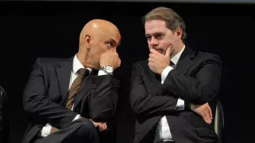 Moraes e Toffoli usaram jatos de empresa ligada a banco com processos no STF