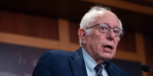 Proposta de Sanders por moratória em data centers de IA encontra resistência no Congresso