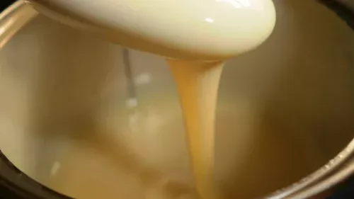 Anvisa proíbe venda de leite condensado da marca La Vaquita após detectar bactéria