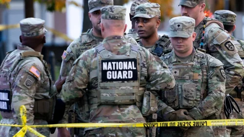 Ataque a guardas nacionais em Washington leva EUA a suspender vistos afegãos