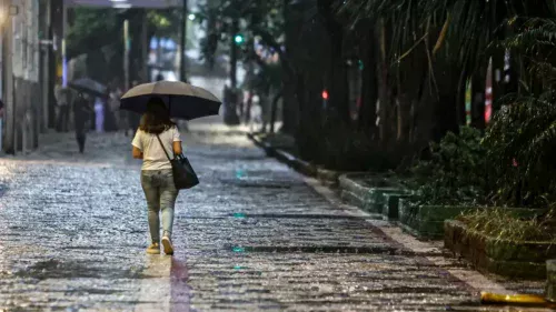 Inmet emite alertas de temporais e queda de temperatura para o Paraná