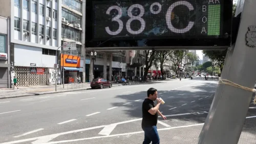 São Paulo quebra recorde de calor três vezes em quatro dias durante fim de ano "bizarro"