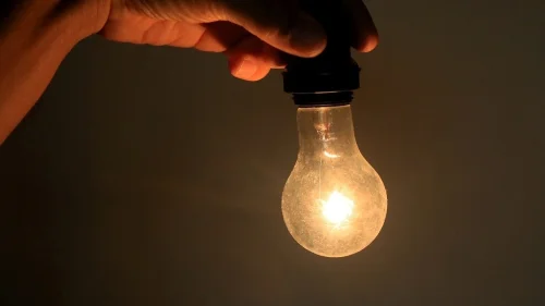 Conta de luz terá reajuste de 13,94% em São Paulo a partir de 4 de julho